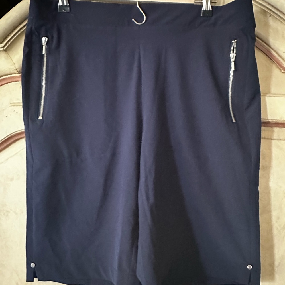 Chico's Shorts Navy Blue size 8 (sz 1 in Chicos)